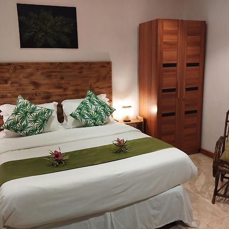 Fern Lodge Self Catering Ла-Діг Екстер'єр фото